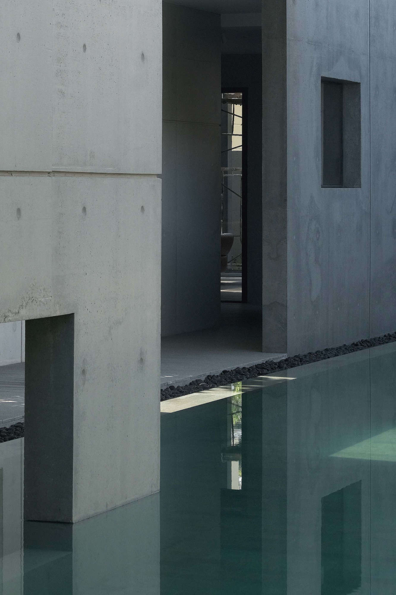 borderless house